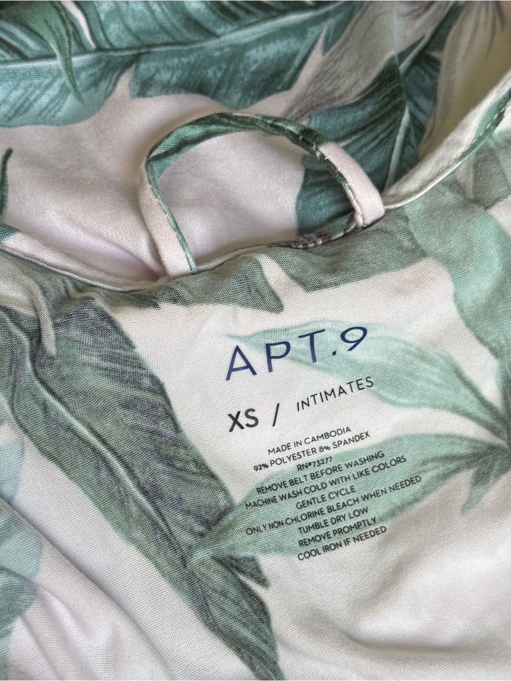 Tropical Print Robe - Picture 5 of 6